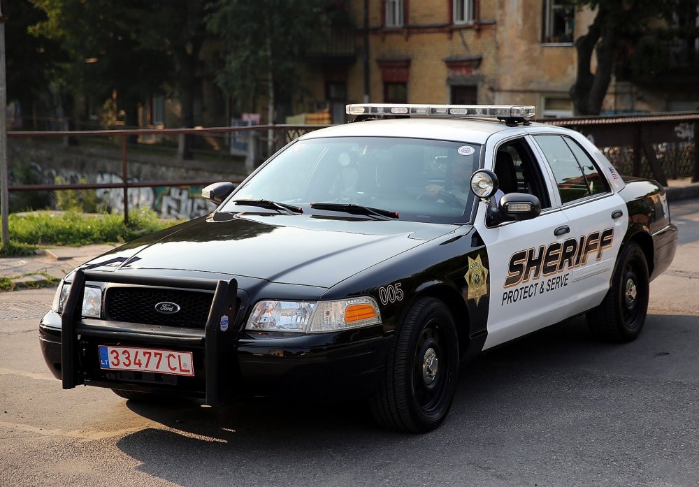 Ford Crown Victoria Police Interceptor