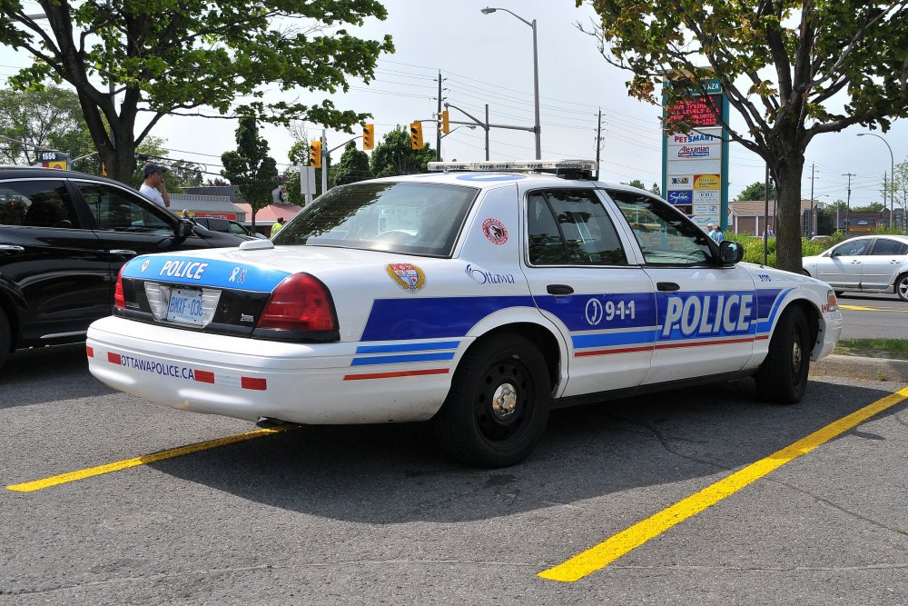 Ford Crown Victoria Police Interceptor 2003