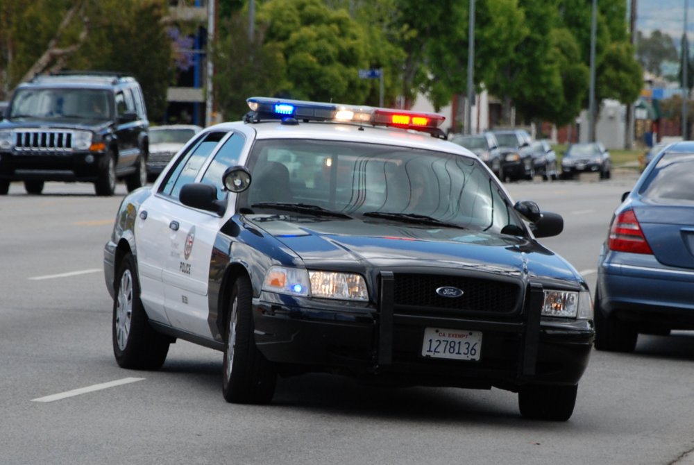 Ford Crown Victoria Police Interceptor характеристики