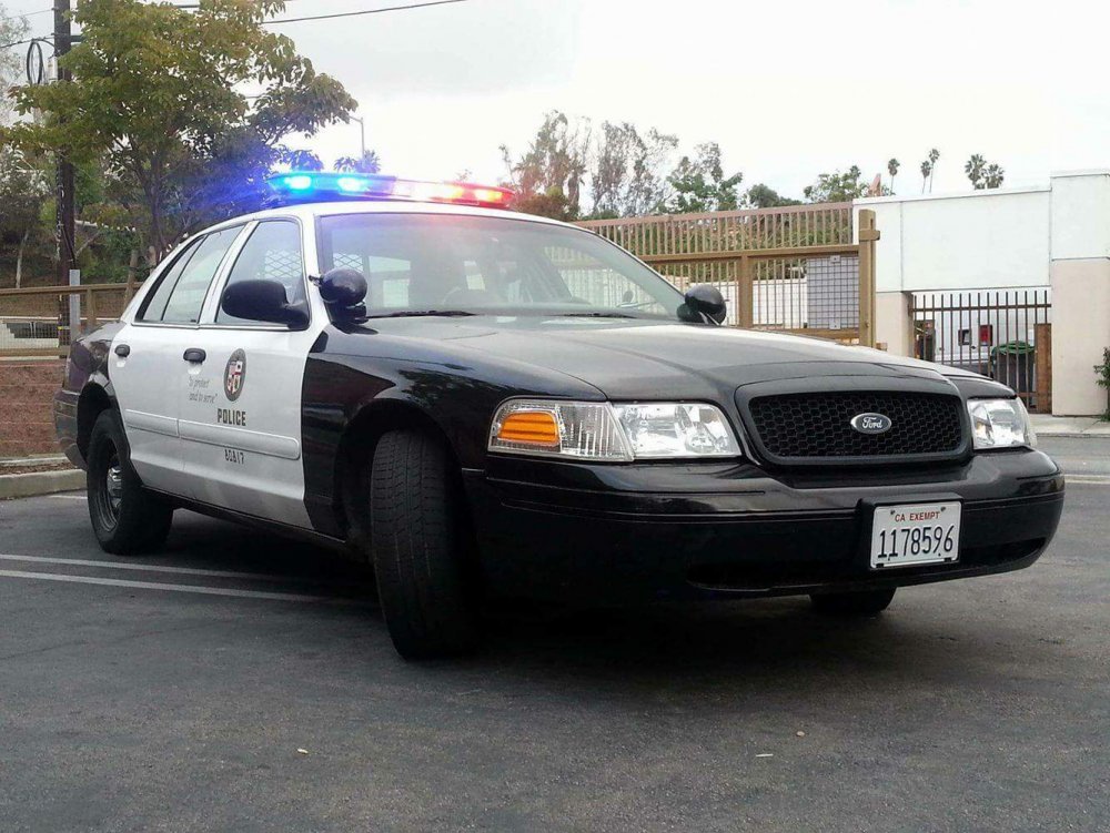 Ford Crown Victoria Police Interceptor 2011