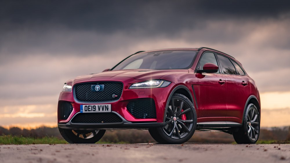 Jaguar f Pace v8