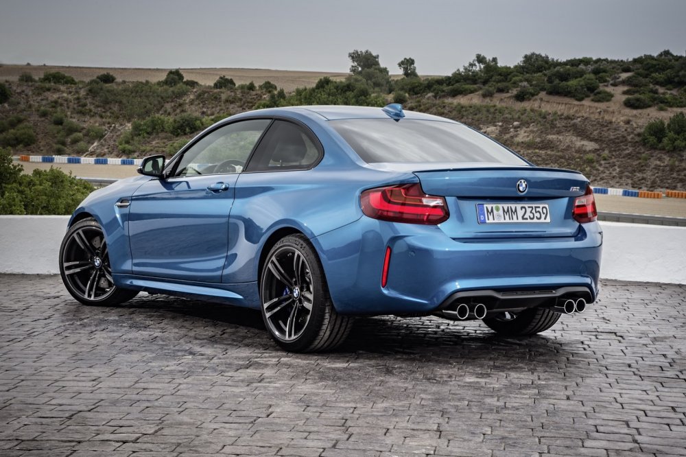 BMW m2 Coupe 2017