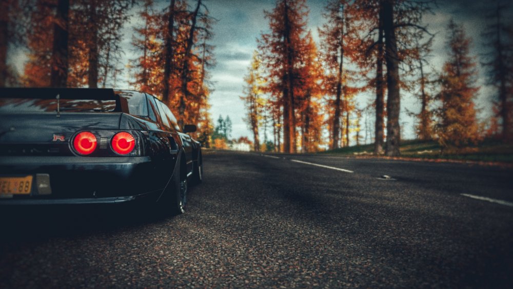 Nissan Skyline r32 ретровейв