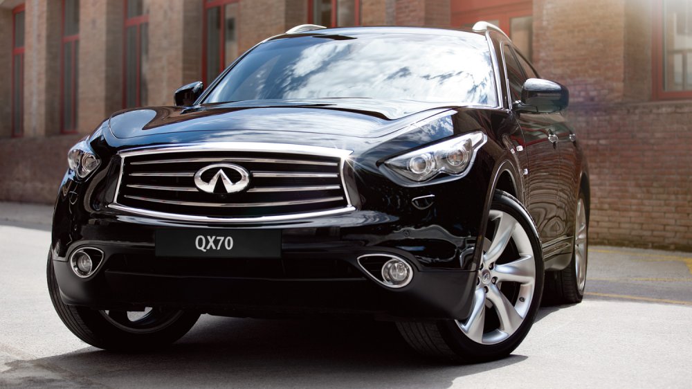 Автомобиль Инфинити qx70