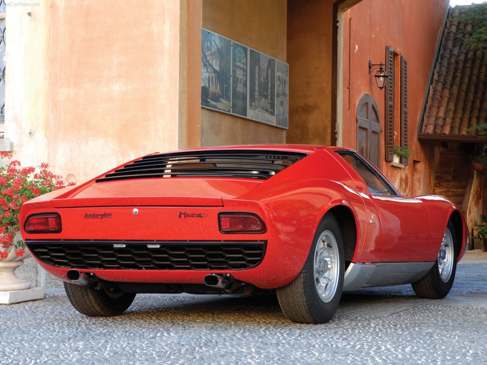 Lamborghini Miura p400