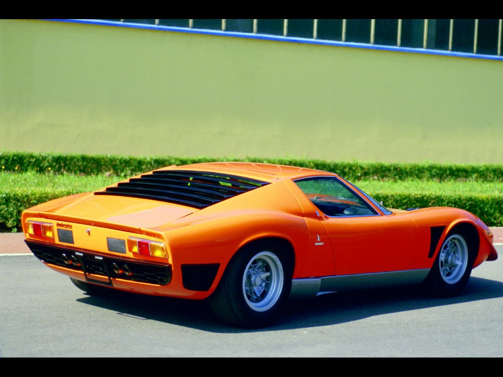 Lamborghini Miura SVJ