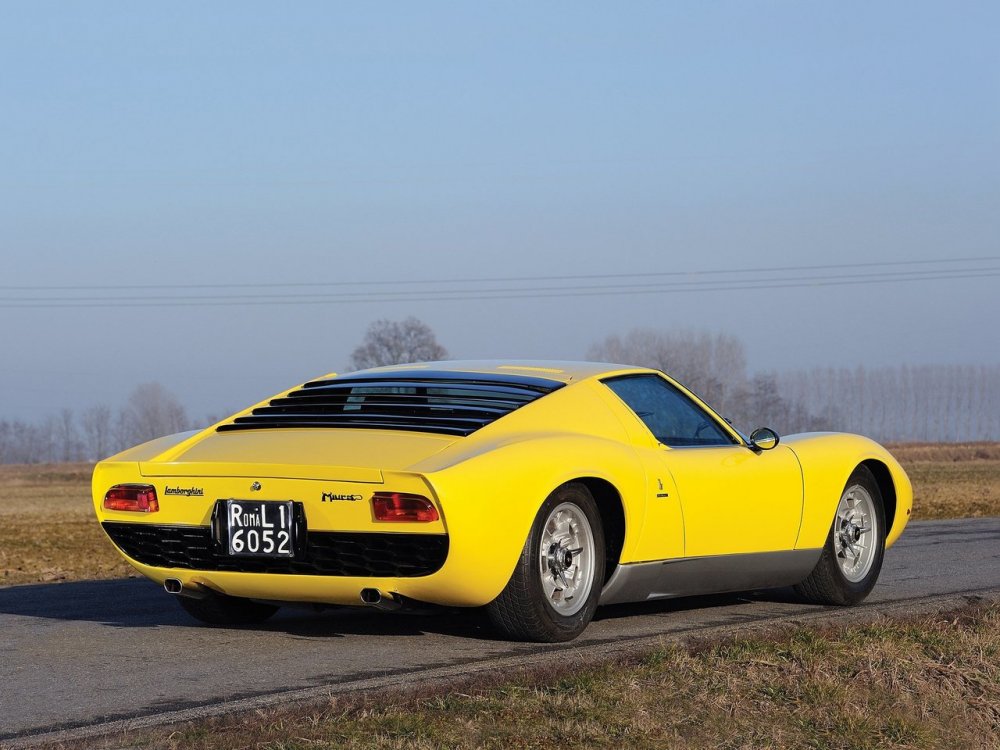 Lamborghini Miura p400