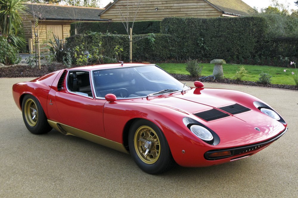 Lamborghini Miura SV