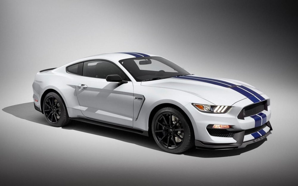 Ford Mustang gt DEBERTI Design