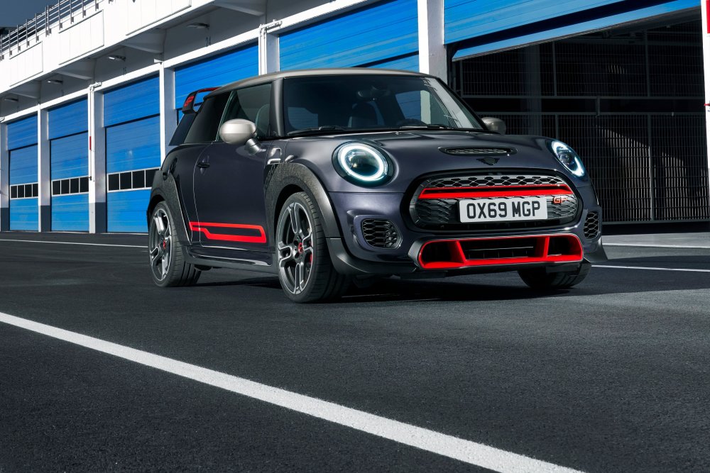 Mini Cooper Джон Купер Воркс 2020