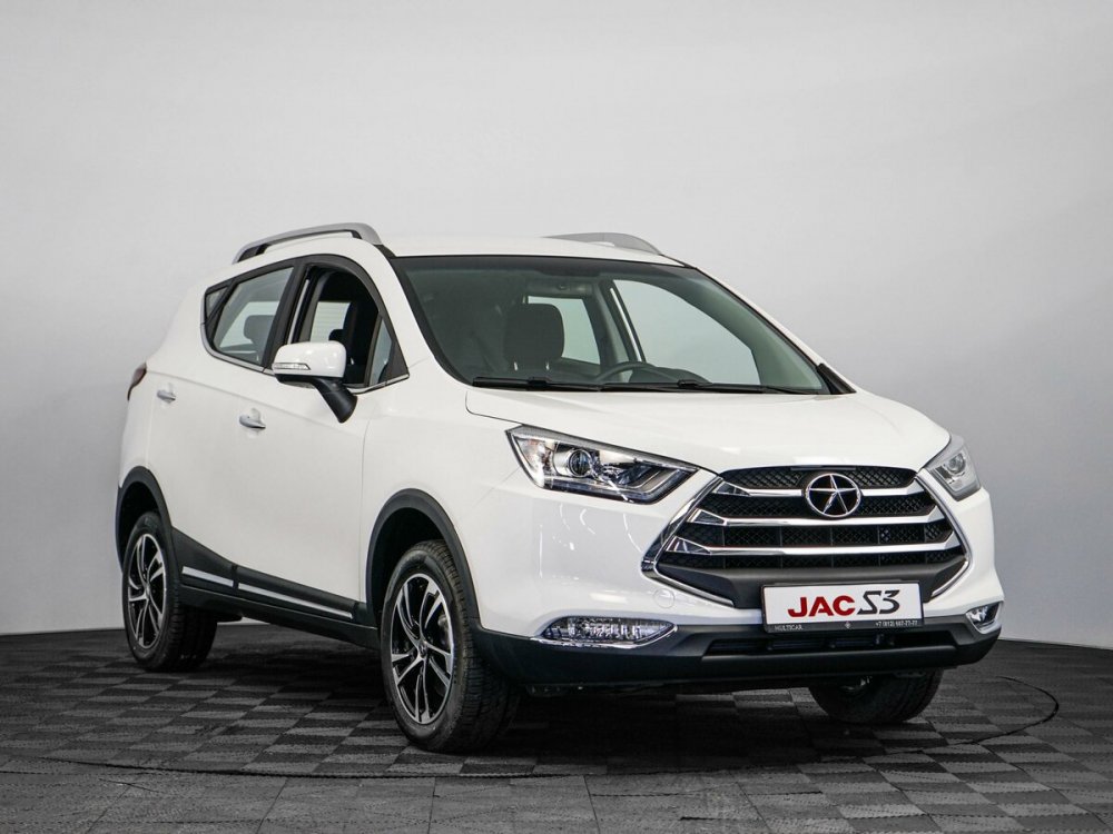 Китайский кроссовер JAC s3