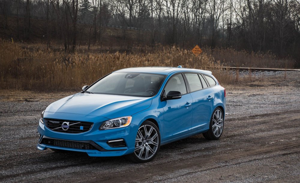 Volvo v60 Polestar Black