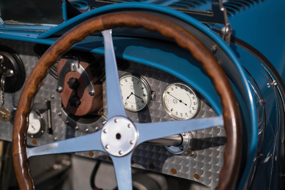 Bugatti Type 35 салон