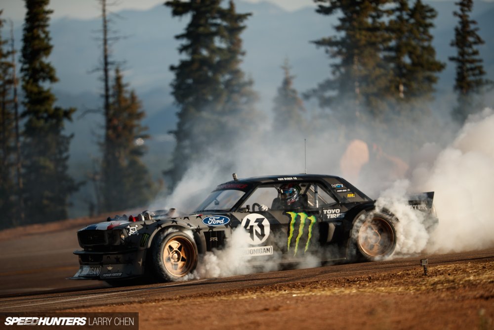 Ford Mustang Hoonicorn