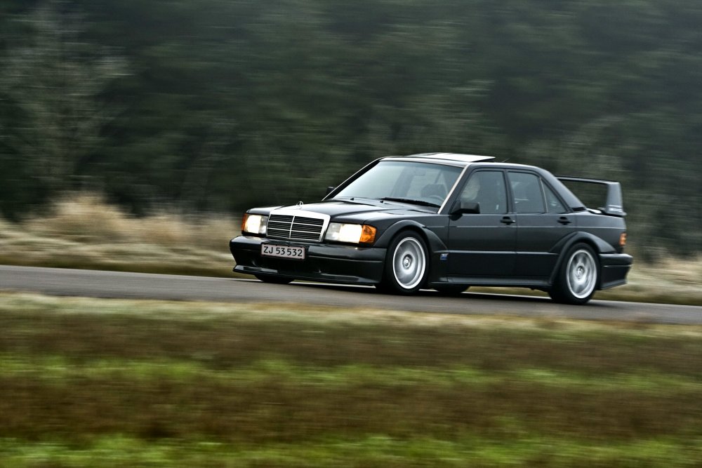 Mercedes-Benz 190e 2.5-16 evo2