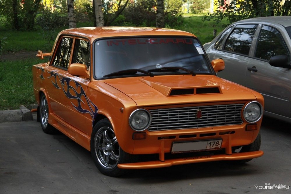 Lada 21728 Priora Coupe