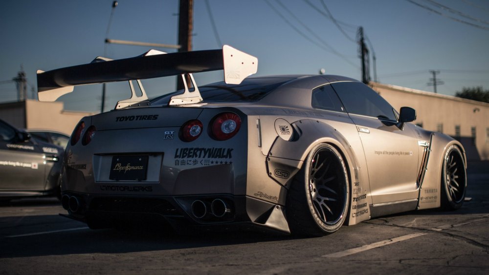 Nissan Skyline GTR r35 дрифт