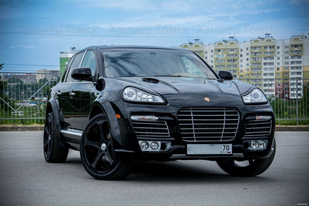 Porsche Cayenne Magnum 2020