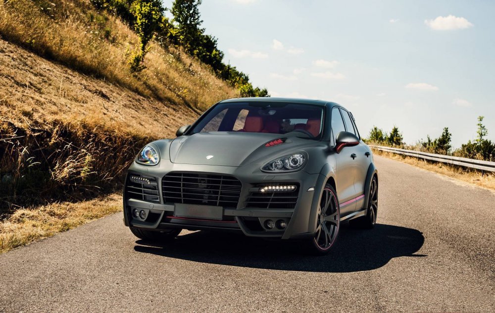 Porsche Cayenne Magnum