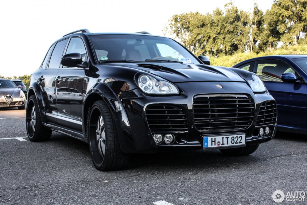 Porsche Cayenne Magnum