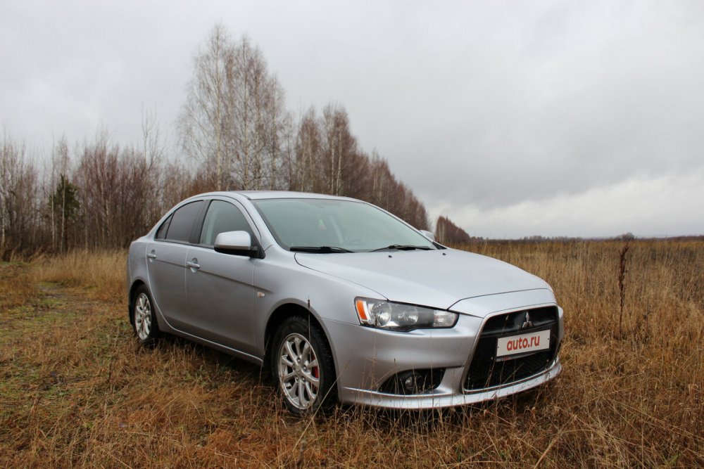 Mitsubishi Lancer 2012