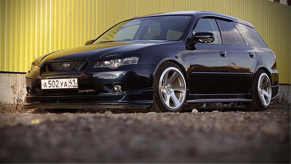 Subaru Legacy Outback 1998 stance