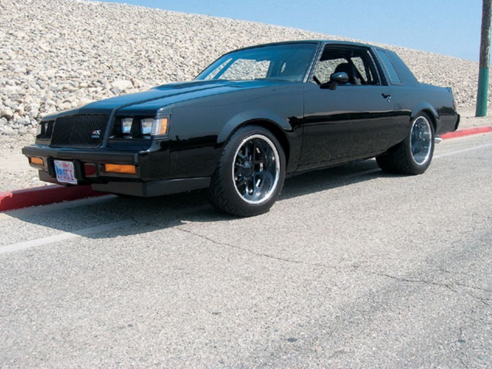 Buick Regal 2 GNX