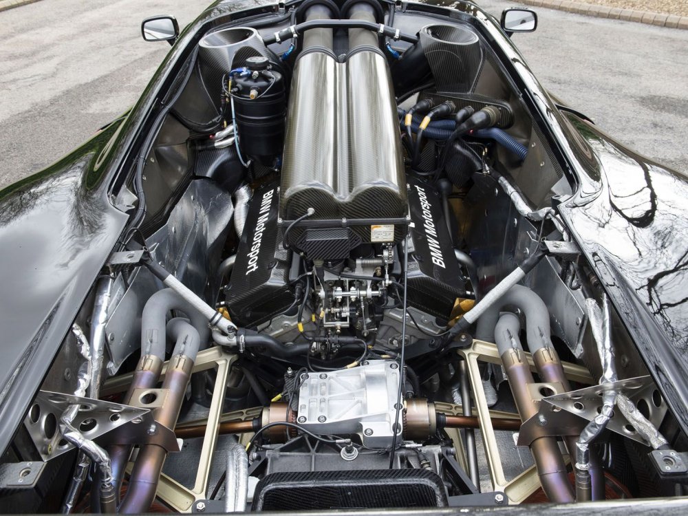 MCLAREN f1 GTR Interior