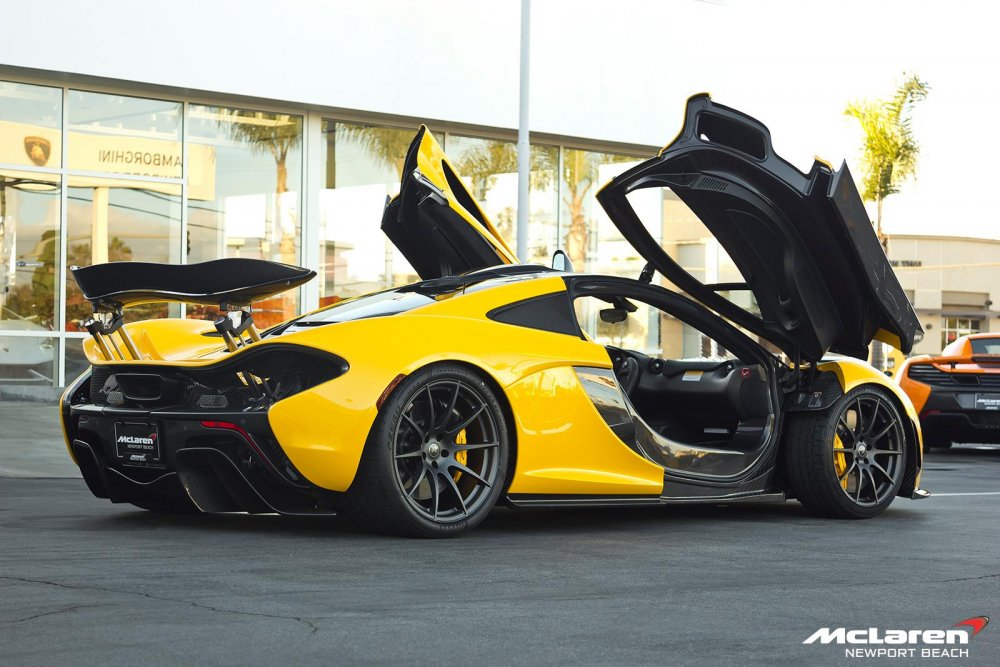 Макларен p1 GTR