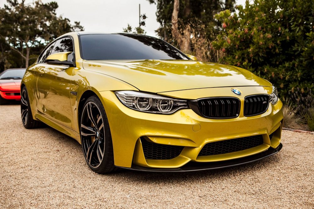 BMW m4 лайм