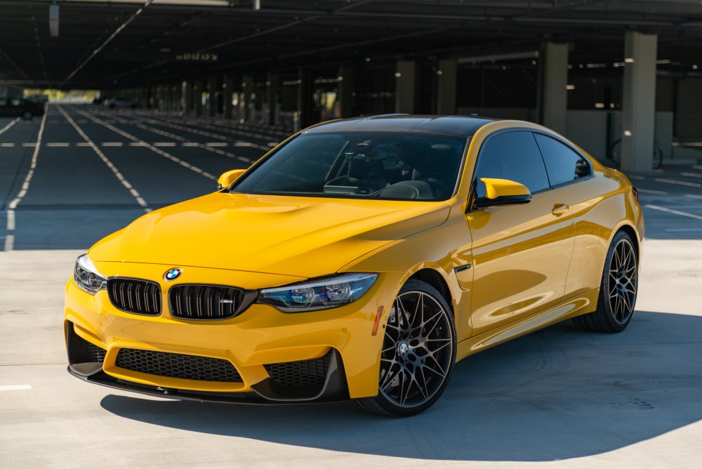 BMW m2 Yellow