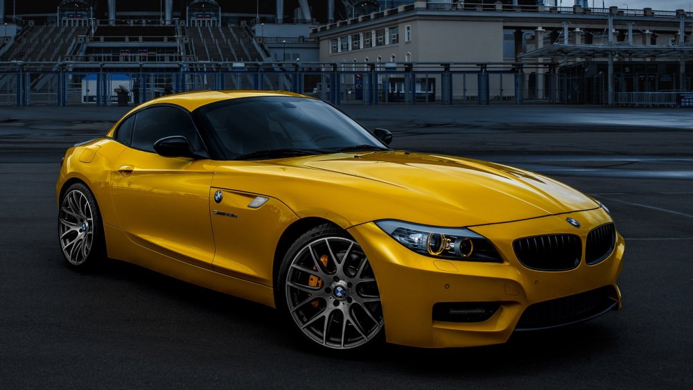 BMW m2 Yellow