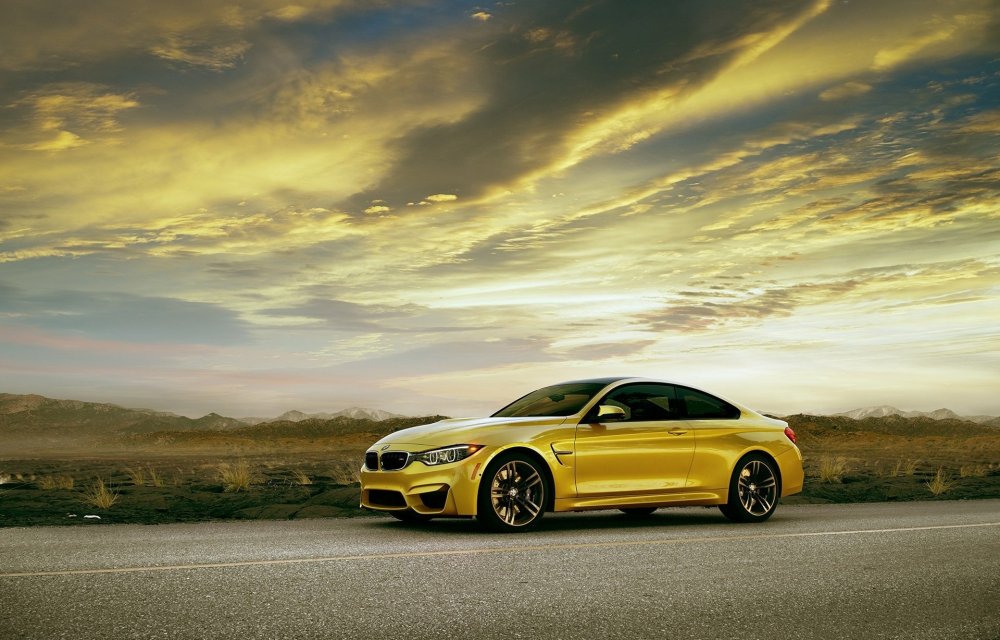 BMW m4 f82 Yellow