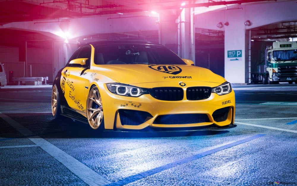 BMW m8 Yellow 4k