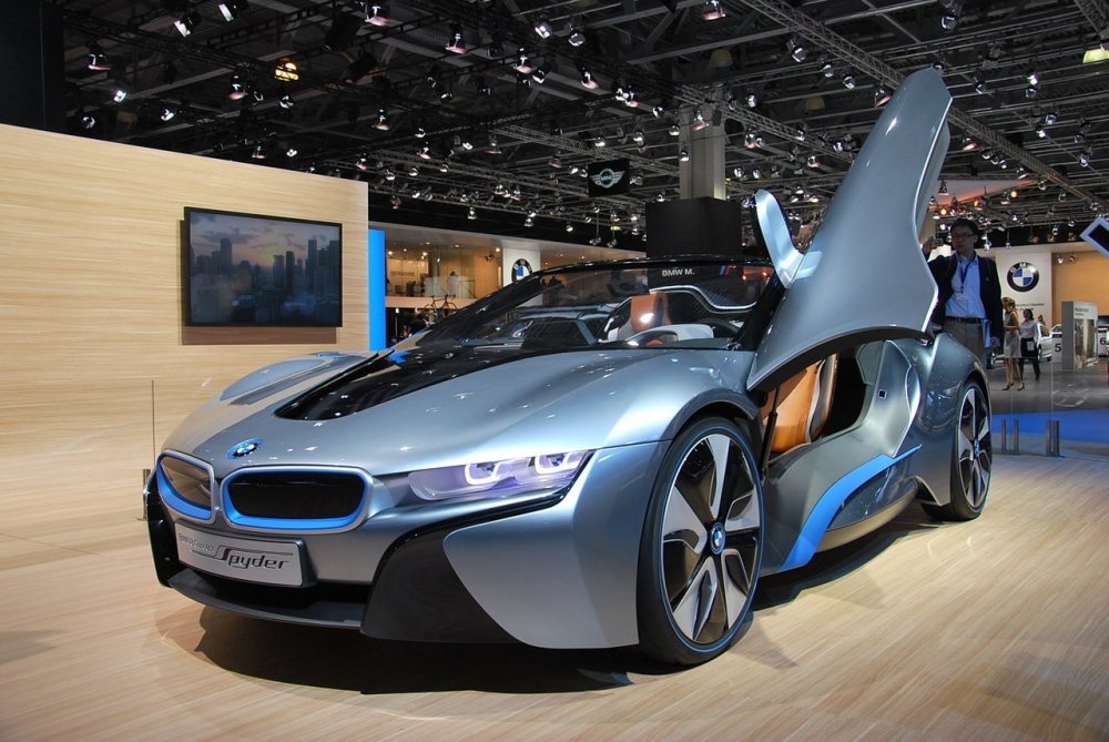 Последняя модель BMW i8