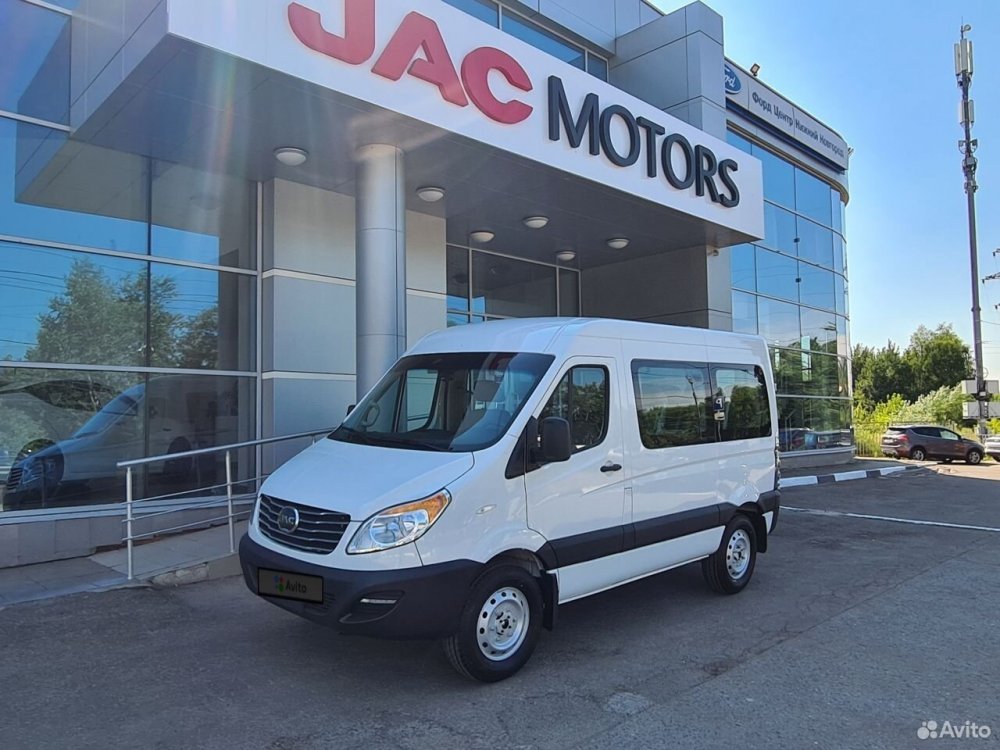 Автомобиль jac m1 refine