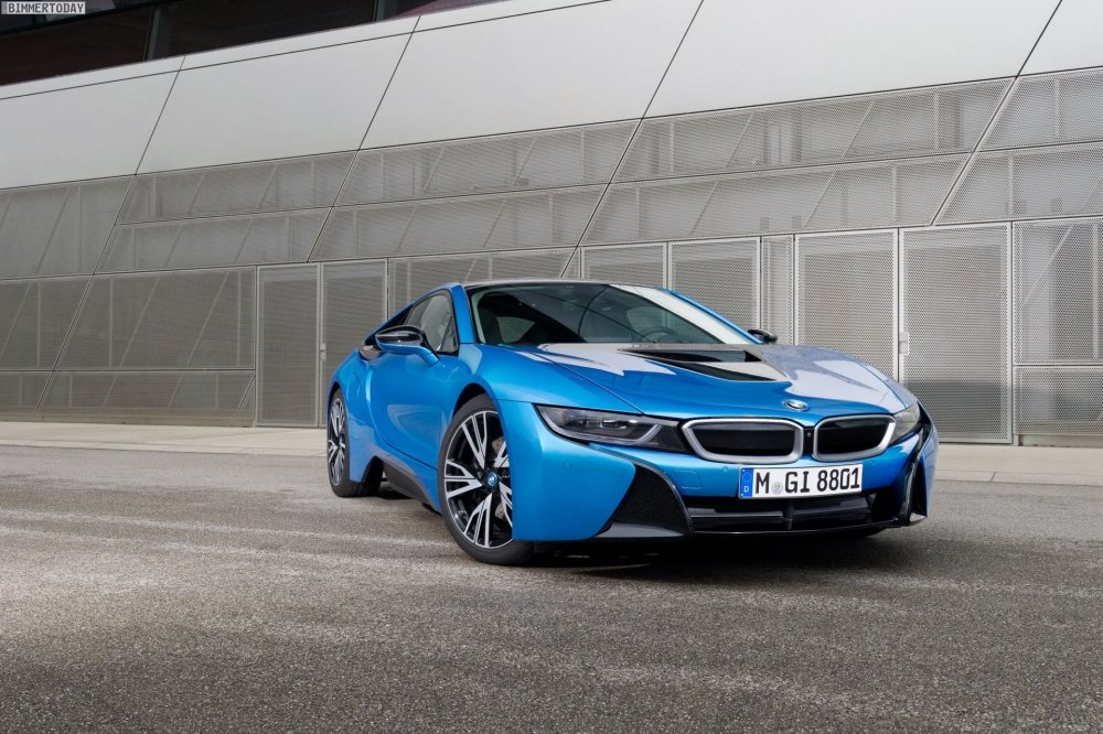 BMW i8