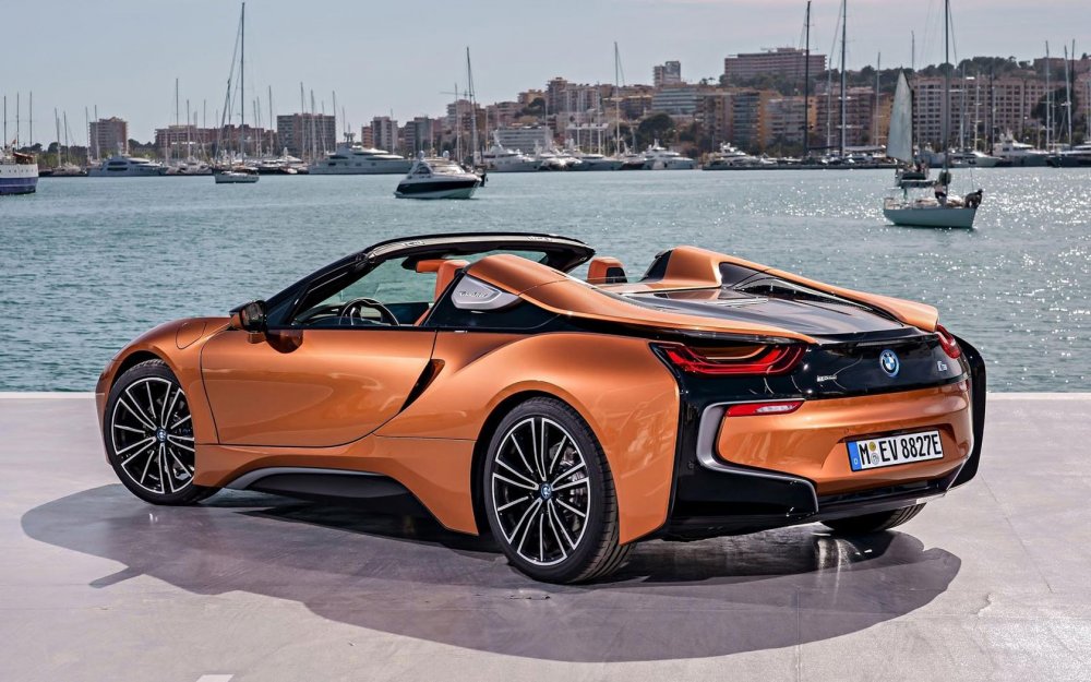 2019 BMW i8 Roadster