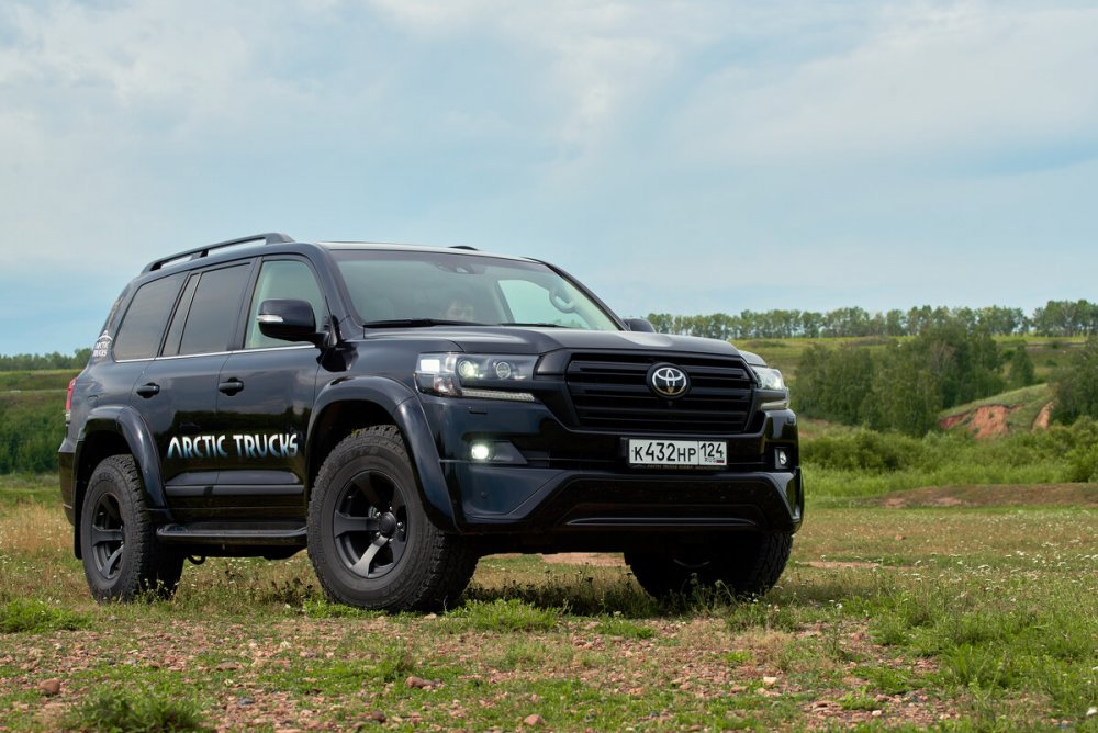 Toyota LC 200 Arctic Trucks