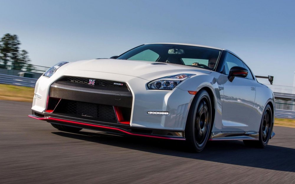 Nissan GTR 2014