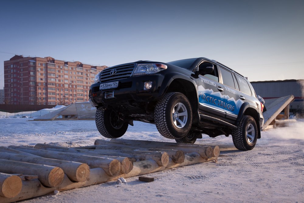 Toyota Land Cruiser Arctic Trucks