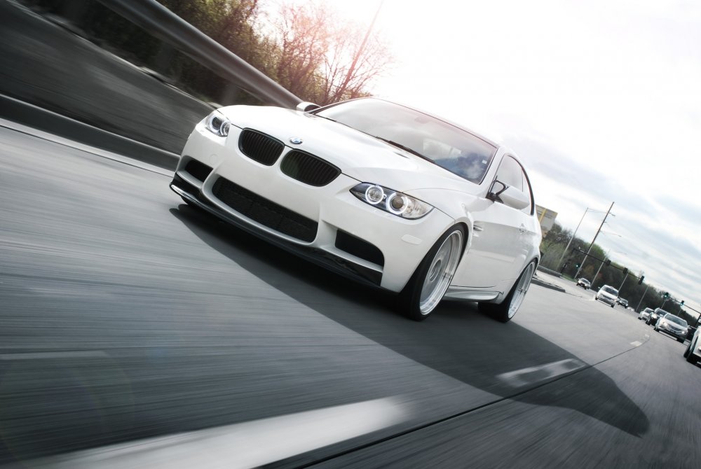 BMW e92 White