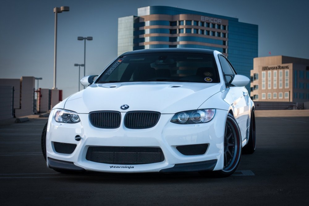 BMW e92 белая