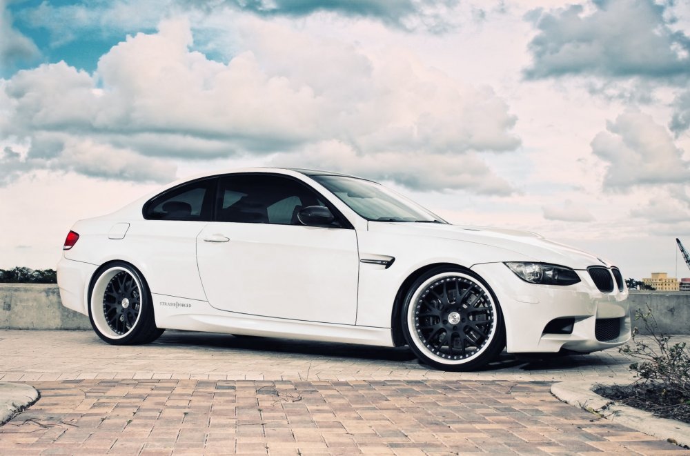 BMW m3 e92 белая