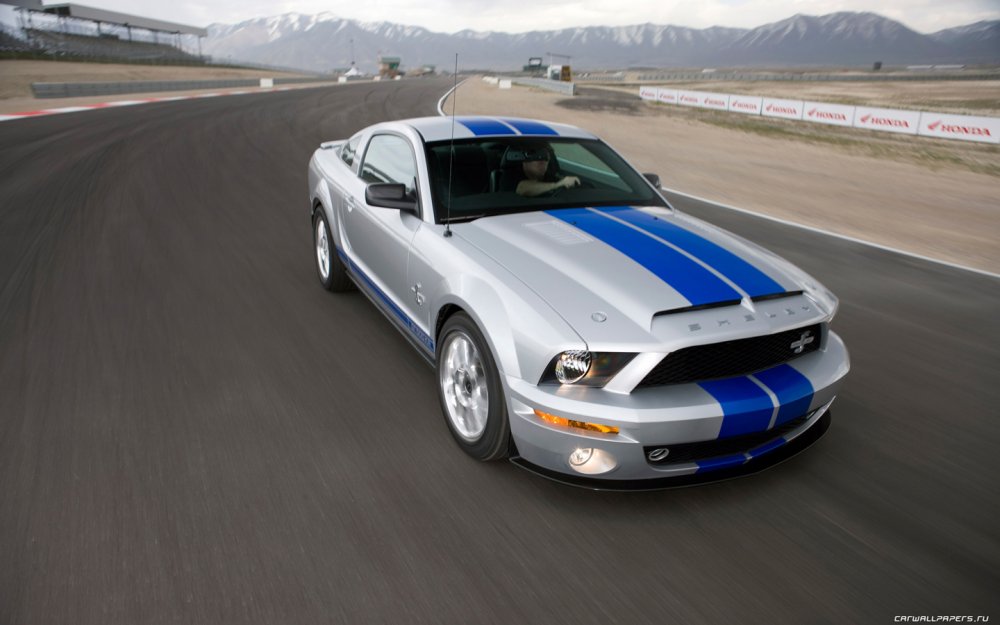 Форд Мустанг gt 500