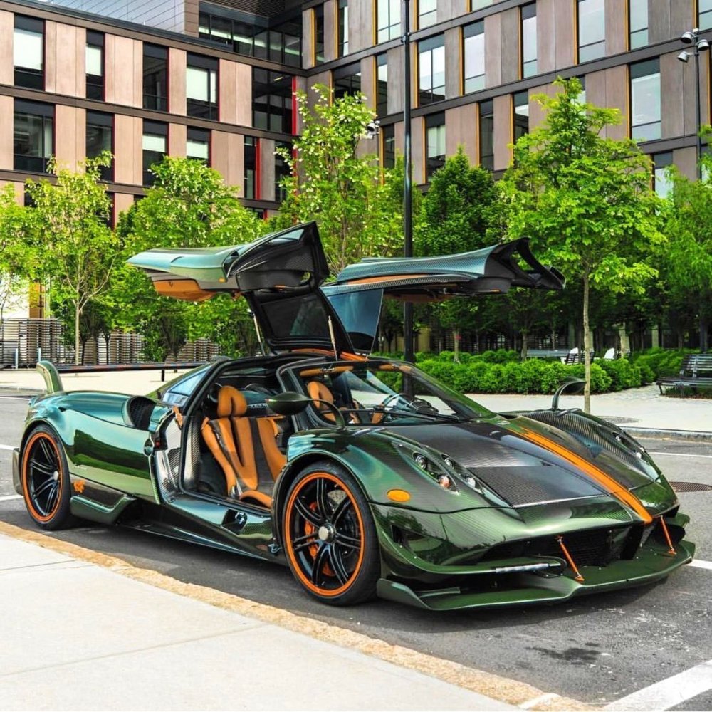 Pagani Zonda Hermes