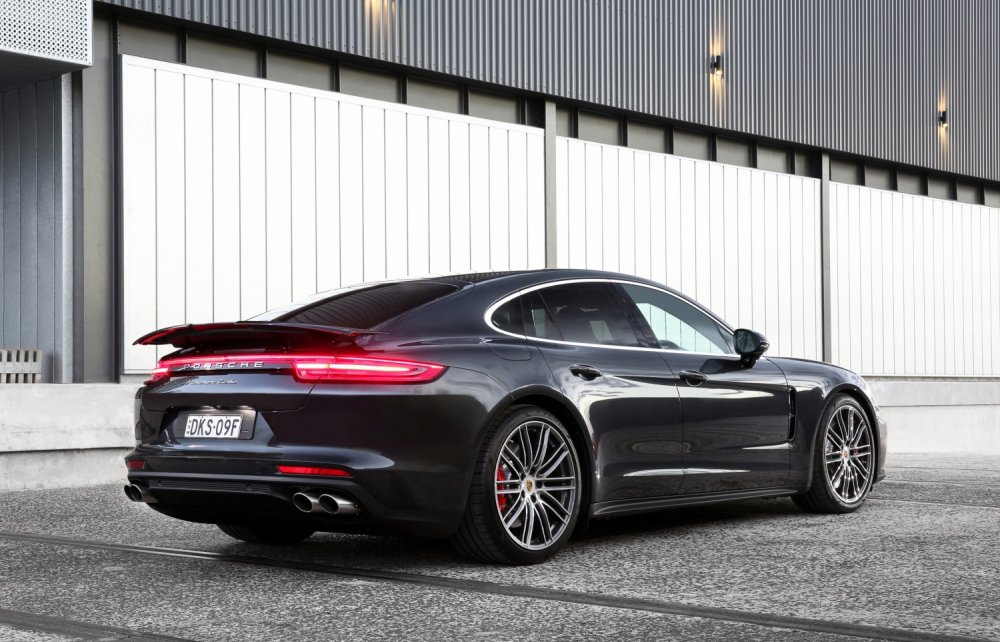 Porsche Panamera Turbo 2017