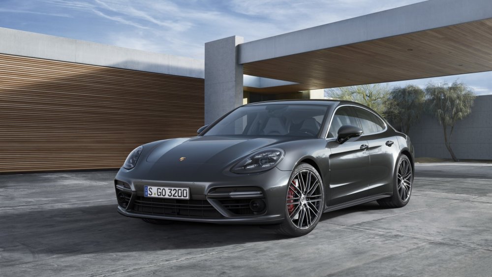 Porsche Panamera 2022