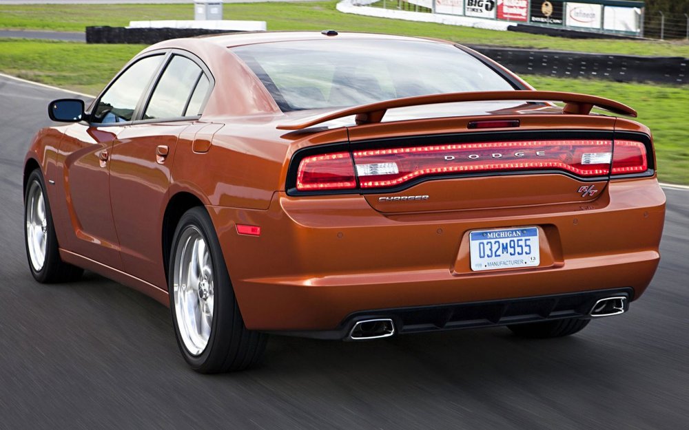 Dodge Charger srt8 2012