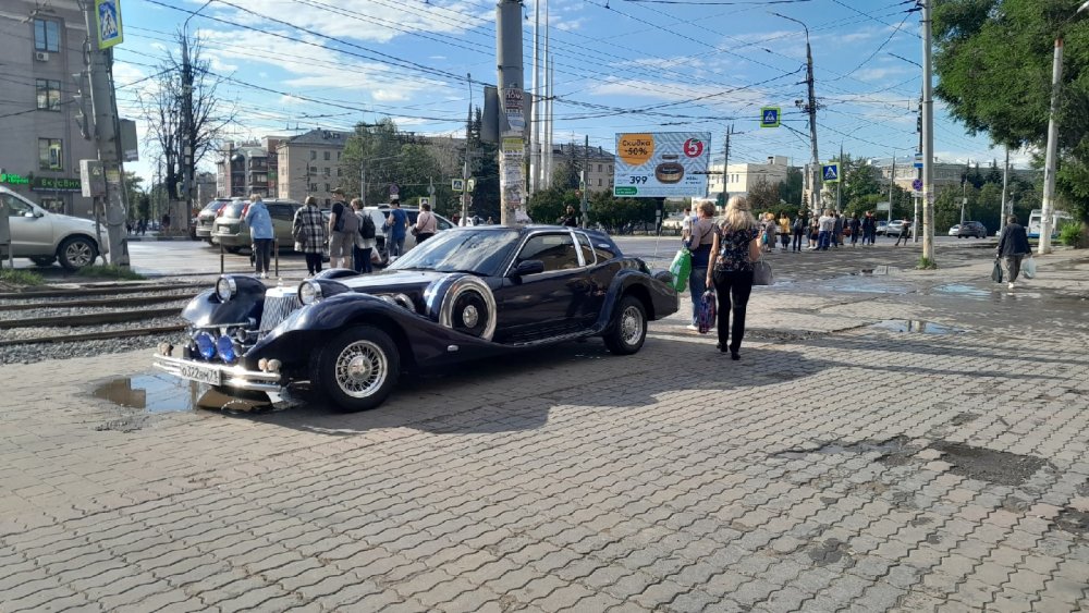 Автомобили на улицах Японии